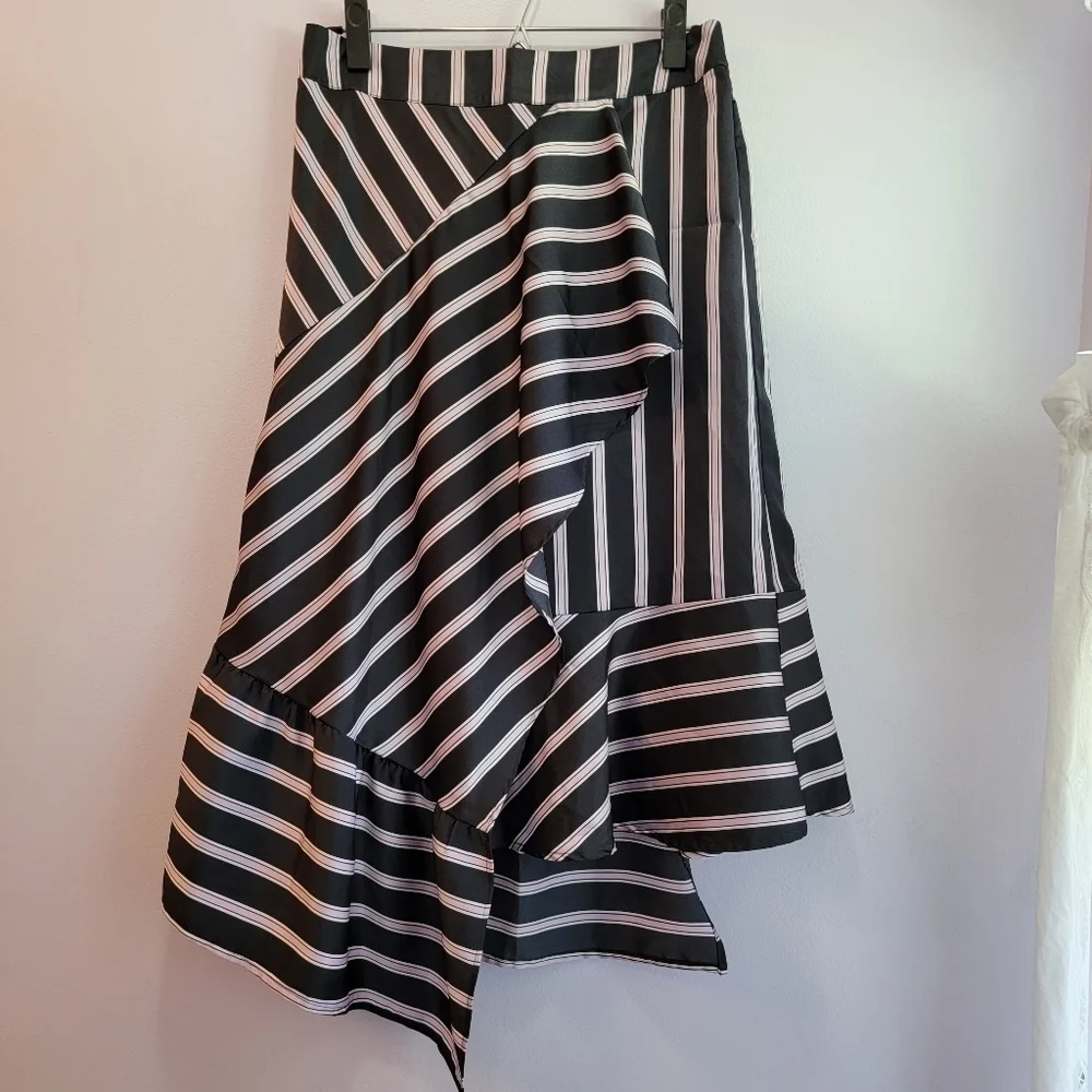 A New Day Faux Wrap Skirt Black/Lavender Size M - Picture 1 of 5